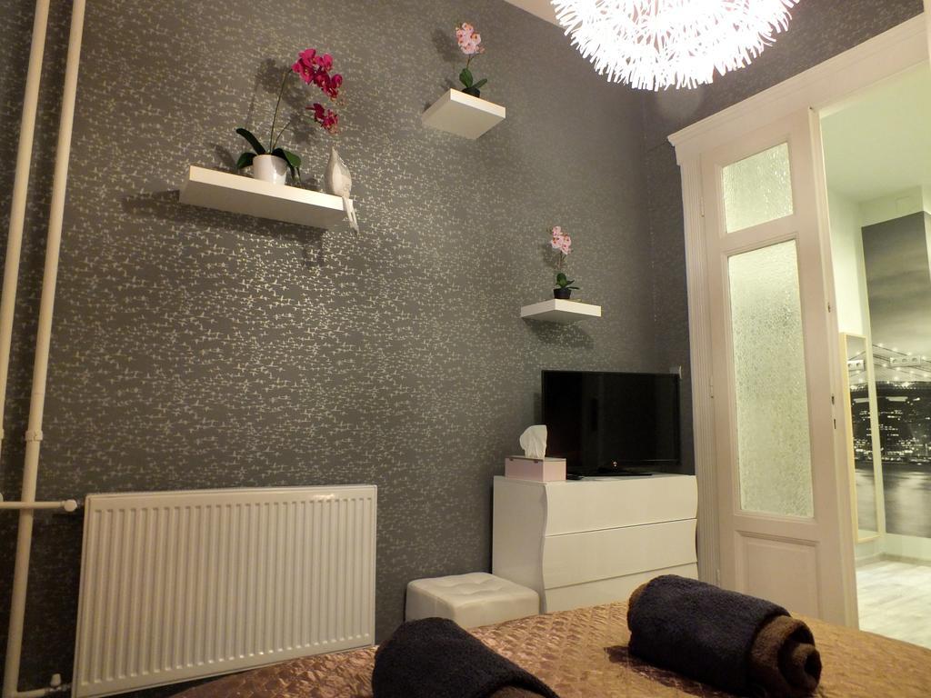 Standard Apartment by Hi5 - Fehérhajó Budapest Ruang foto