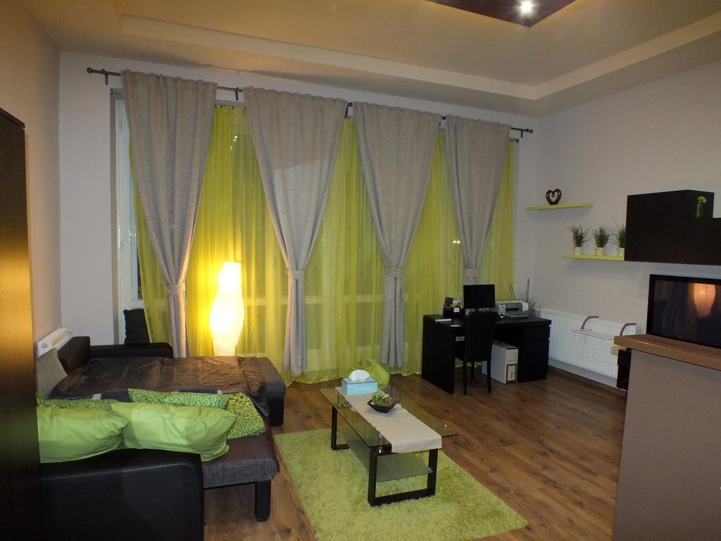 Standard Apartment by Hi5 - Fehérhajó Budapest Ruang foto