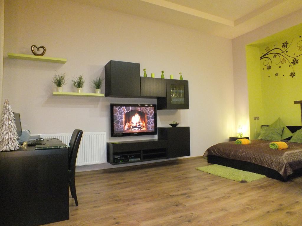 Standard Apartment by Hi5 - Fehérhajó Budapest Ruang foto